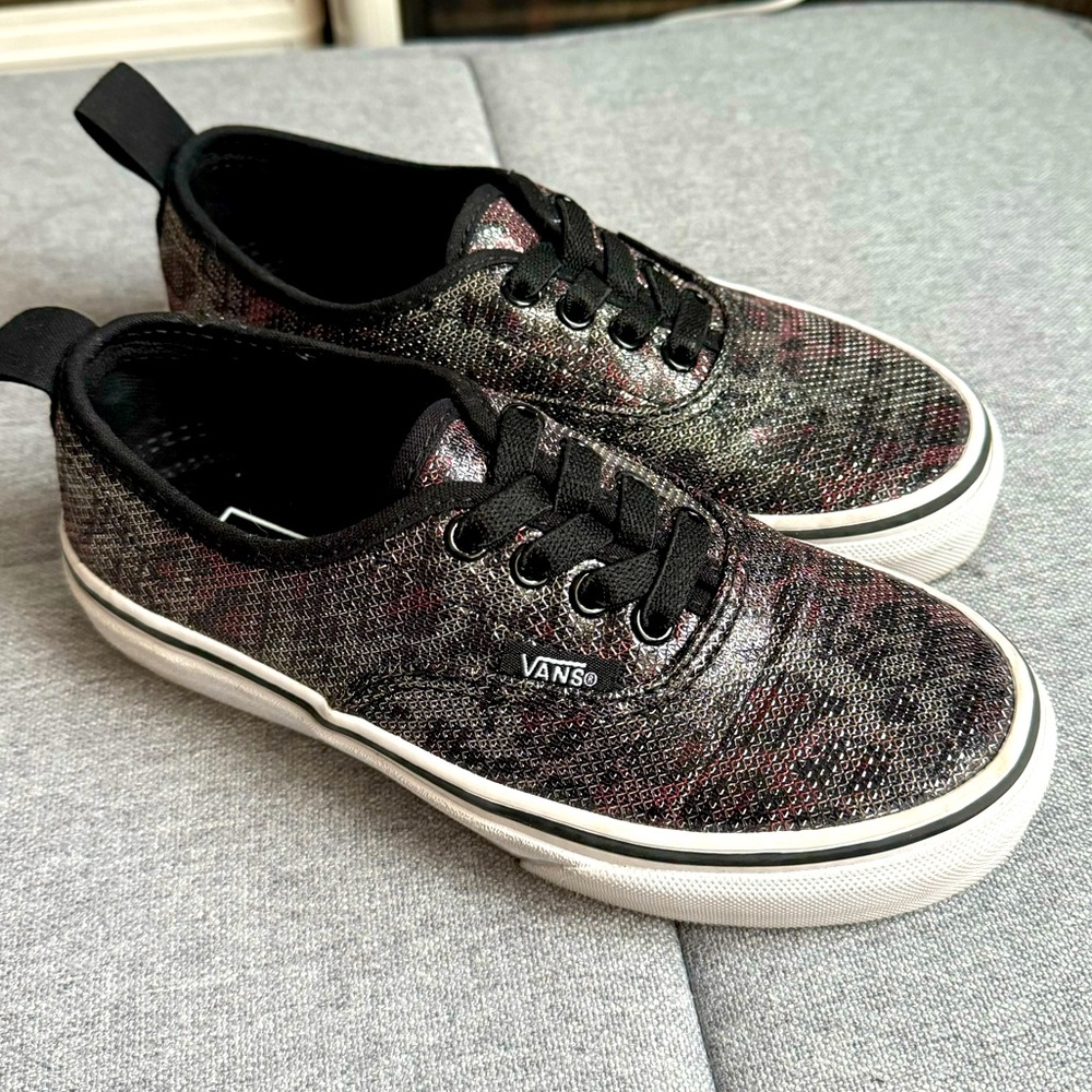 Kids vans size 13.5 awesome Preloved condition